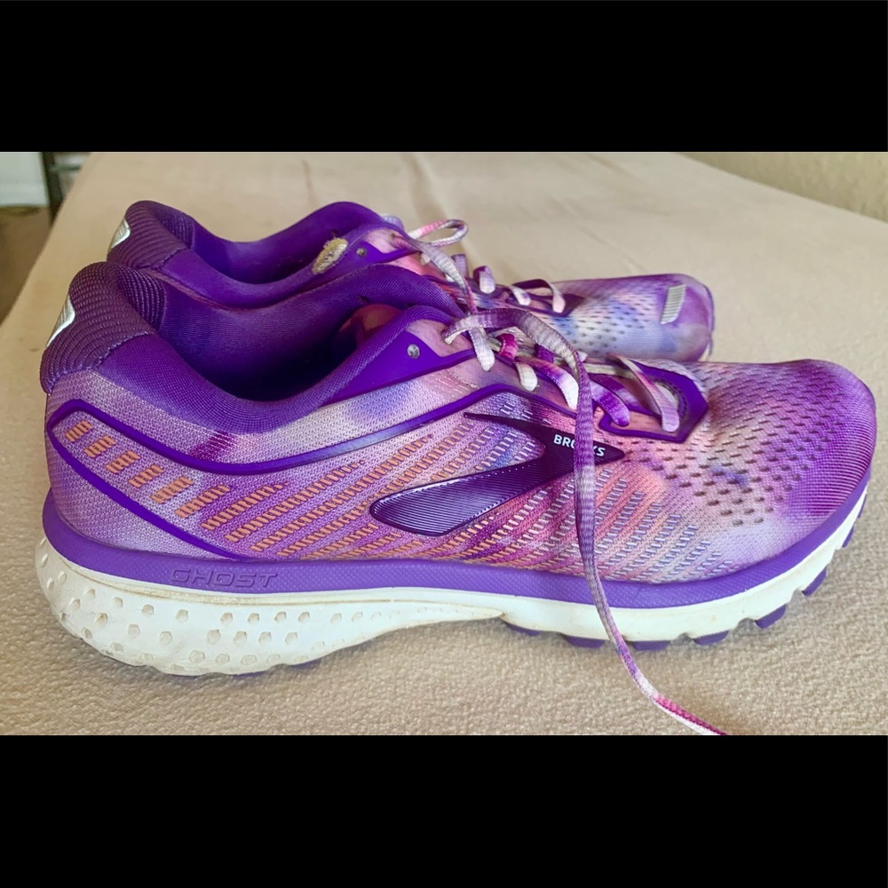 Brooks Ghost 12 Empower Her Running Shoes 8.5